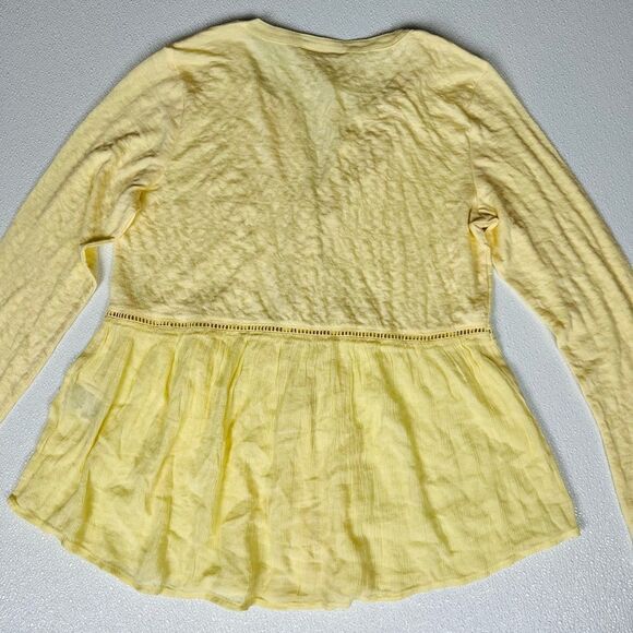 Style & Co Women's Long Sleeve V-Neck Mixed Woven Top Lemon Meringue Size S NWT - Picture 10 of 11